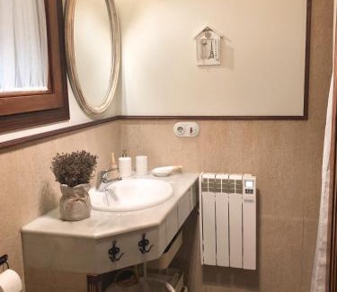Alhama de Aragon Apartment | Apartamento Rural La Serratilla