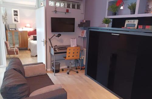 Valladolid Apartment | Apartamento San Quirce - céntrico y reformado- wifi y netflix