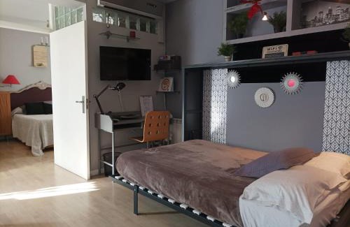 Valladolid Apartment | Apartamento San Quirce - céntrico y reformado- wifi y netflix