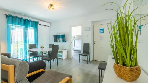 San Jose Obrero Apartment | Apartamento Santa Justa