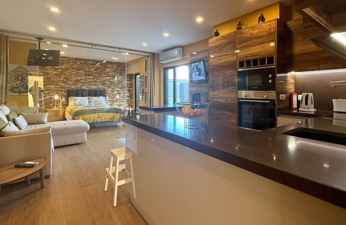 Patio Apartment | Apartamento Studio dos Golfinhos