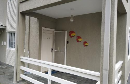 Silop Apartment | Apartamento térreo em maranduba com ar condicionado
