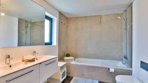 Vilamoura Apartment | Apartamento T2 novo e espaçoso em Vilamoura