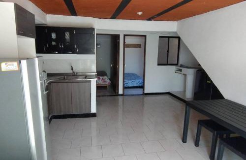 Villa Hermosa Apartment | Apartamento Vista Linda en la Mitad de Medellin