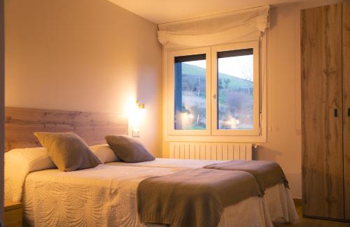 Lierganes Apartment | Apartamentos Alto Ubiro