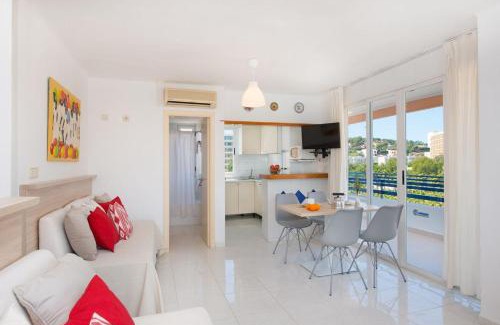Palmanova Apartment | Apartamentos Calablanca