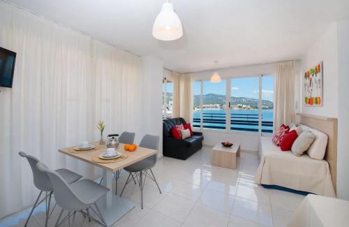 Palmanova Apartment | Apartamentos Calablanca