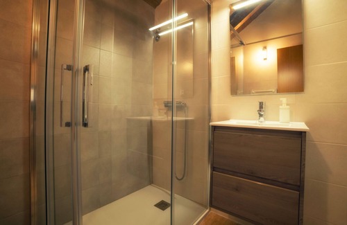 Borau Apartment | Apartamentos Camino de la Val - Grosín