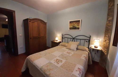 San Pedro de la Ribera Apartment | Apartamentos Esqueiro