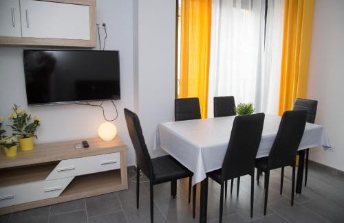 Banos de Montemayor Apartment | Apartamentos La Plazuela Baños de Montemayor