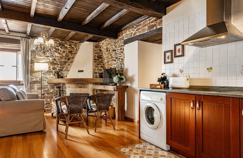 Yerbo House | Apartamentos Rurales Ca Lulon: La Veiga El Molin