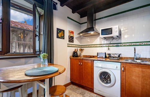 Yerbo House | Apartamentos Rurales Ca Lulon: La Chouría