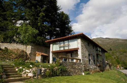 Campo de Caso Apartment | Apartamentos Rurales El Lleron