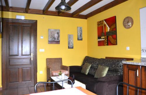 Llenin Apartment | Apartamentos Rurales Piedrafita
