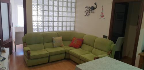 Oeste Apartment | Apartamentos Salamanca Puerta Zamora, Centro, Wifi con salón y 2 dormitorios, Parking