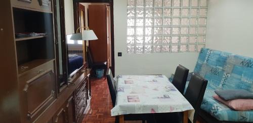 Oeste Apartment | APARTAMENTOS SALAMANCA PUERTA ZAMORA, Centro, Wifi, 2 habitaciones, Parking