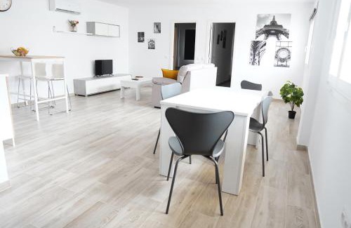 San Roque Apartment | APARTAMENTOS TURÍSTICOS SAN MIGUEL ARCÁNGEL, S.L.