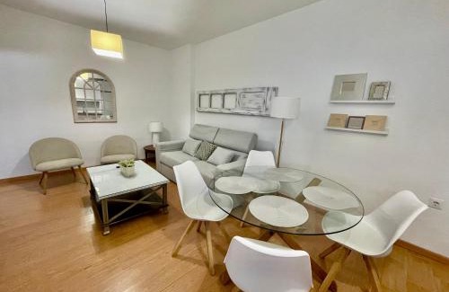 Santa Marina Apartment | Apartamentos Villa de Viana