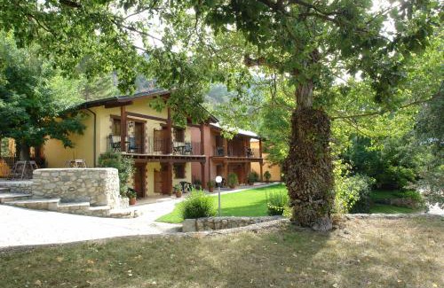 El Pont De Bar Apartment | Apartaments La Taverna dels Noguers