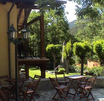 El Pont De Bar Apartment | Apartaments La Taverna dels Noguers
