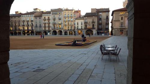 Vic Apartment | Apartaments Vicus 2 con vistas a la Plaza Mayor de Vic
