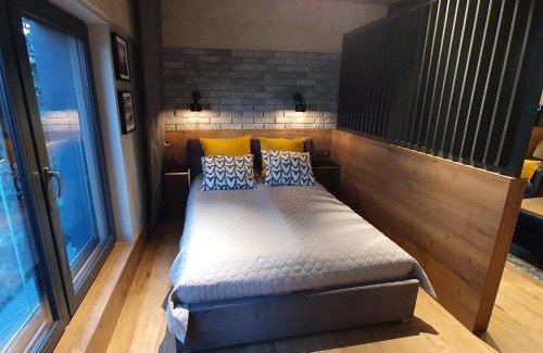 Elk Apartment | Apartamenty Kąpielowa Czarny