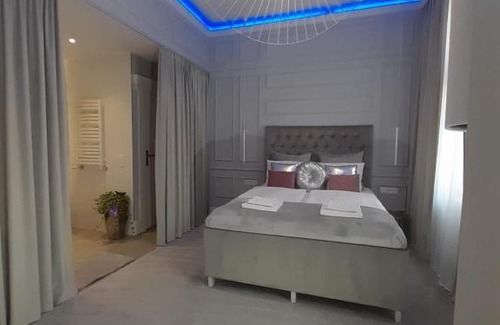 Gorzow Wielkopolski Apartment | Apartamenty "PRZY KATEDRZE" GORZÓW - jacuzzi