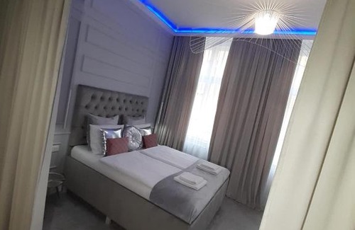 Gorzow Wielkopolski Apartment | Apartamenty "PRZY KATEDRZE" GORZÓW - jacuzzi