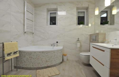 Zurawica House | Apartamenty Pod Fortami
