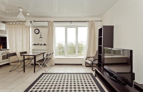 Nizhniy Novgorod City Centre Apartment | Апартаменты Воровского-Горького (central square)