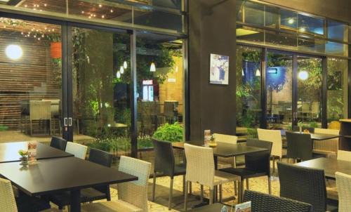 Cimahi Apartment | Apartement 2BR The Edge Baros by Sky