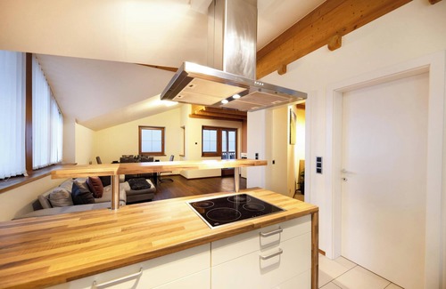 Cornedo All'isarco Apartment | Apartement "Huck" with Mountain View, Balcony & Wi-Fi