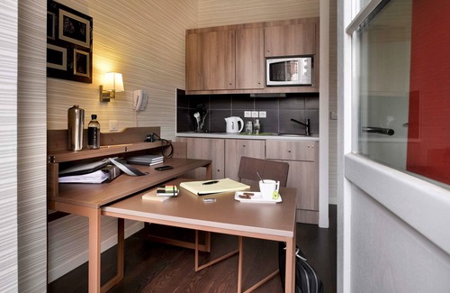Historic Center Apartment | Aparthotel Adagio Strasbourg Place Kleber