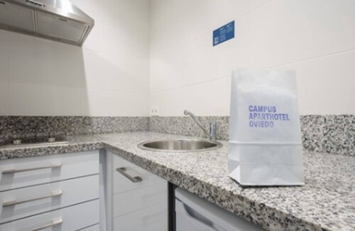 La Corredoria y Ventanielles Apartment | Aparthotel Campus
