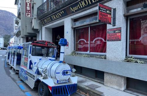 Bagneres-de-Luchon Hotel | Aparthotel Le Petit Train