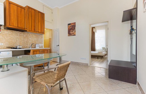 Odessa City Center Apartment | ApartHotel LeonRooms