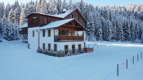 Horni Blatna Apartment | Apartmán Ela