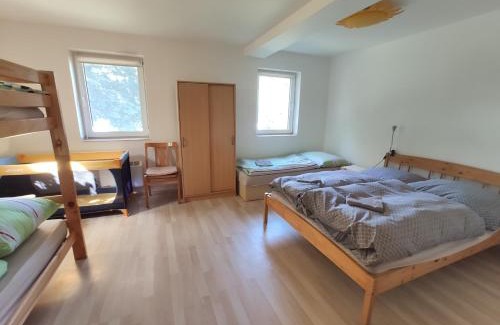 Hulin Apartment | Apartmán Hulín, Chrášťany - bílý