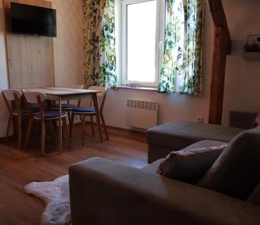 Hartmanice Apartment | Apartmán Sýkorka