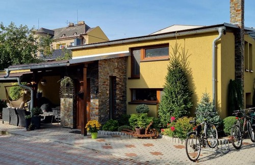 Jaromer Apartment | Apartmány 235 - 3