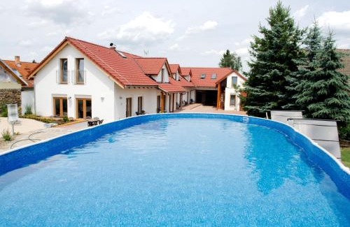 Haskovcova Lhota Apartment | Apartmány Lhota