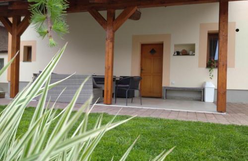 Opolany Apartment | Apartmány Opolany