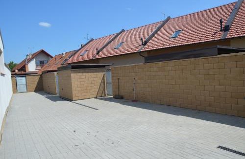 Velke Pavlovice Apartment | Apartmány Za Dvorem