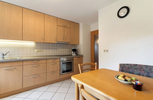 Wolfach - Saint Roman Apartment | Apartment 'Ferienwohnung Sulzerköpfle' with Mountain View, Private Terrace and Wi-Fi