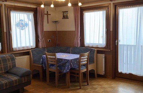 Schoenwald Apartment | Apartment 'Wernet' with Mountain View, Private Garden and Wi-Fi
