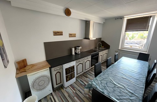 Thaleischweiler-Froschen Apartment | Apartment '9' with Private Terrace, Shared Garden and Wi-Fi