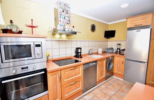 Poblado Sancti Petri House | Apartment Cristina in Sancti petri with communal swimming pool