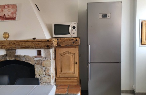 Saint-Cezaire-sur-Siagne House | Apartment in quiet house