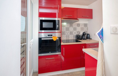 Saint-Maurice-de-Rotherens Apartment | Apartment 'Chez Pierre Et Germaine' with Mountain View, Private Terrace and Wi-Fi