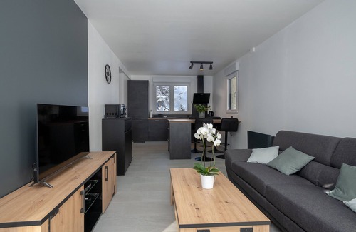 Saint-Pierre-d'Entremont Apartment | Apartment 'Les Iris' with Mountain View, Private Garden and Wi-Fi